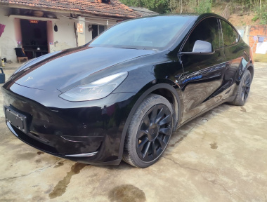 Tesla Model Y 2022 car image 