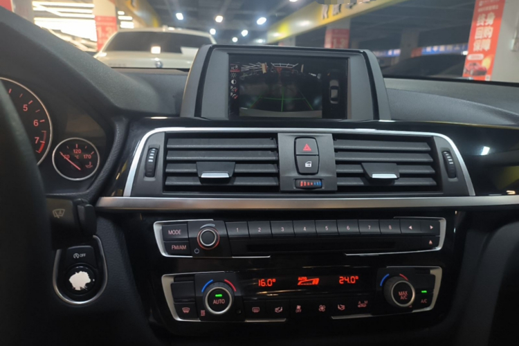 BMW 3 Series 2017 #25 BMW 3 Series 2017 car image #25