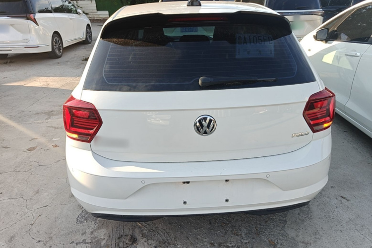 Volkswagen Polo 2021 car image #6