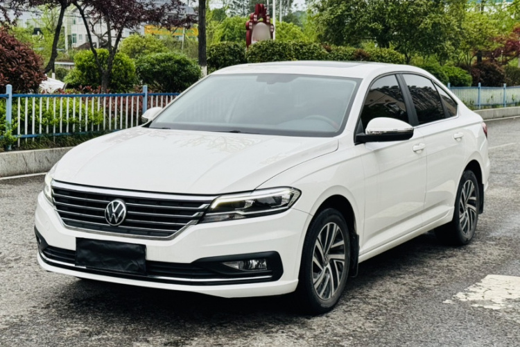 Volkswagen Lavida 2022 car image #2