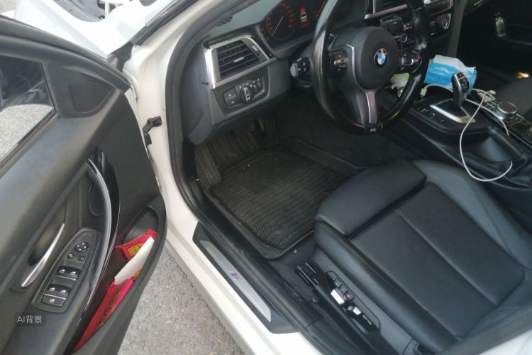BMW 3 Series 2019 #18 BMW 3 Series 2019 صورة سيارة #18