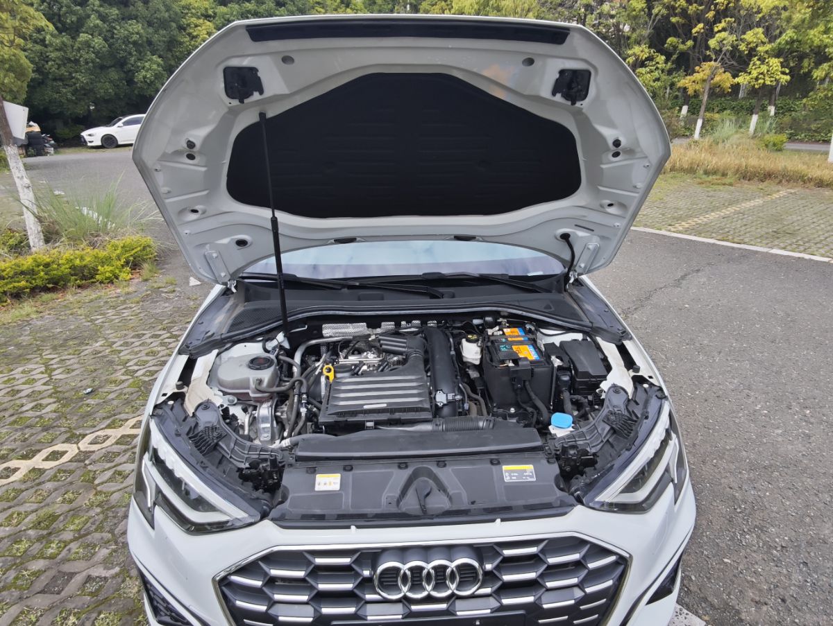 Audi A3 2022 car image #14