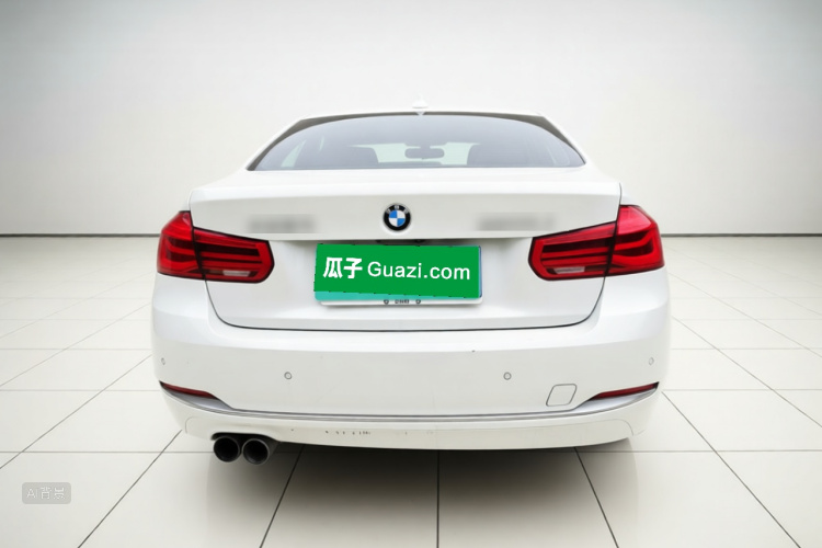 BMW 3 Series 2019 car image #6