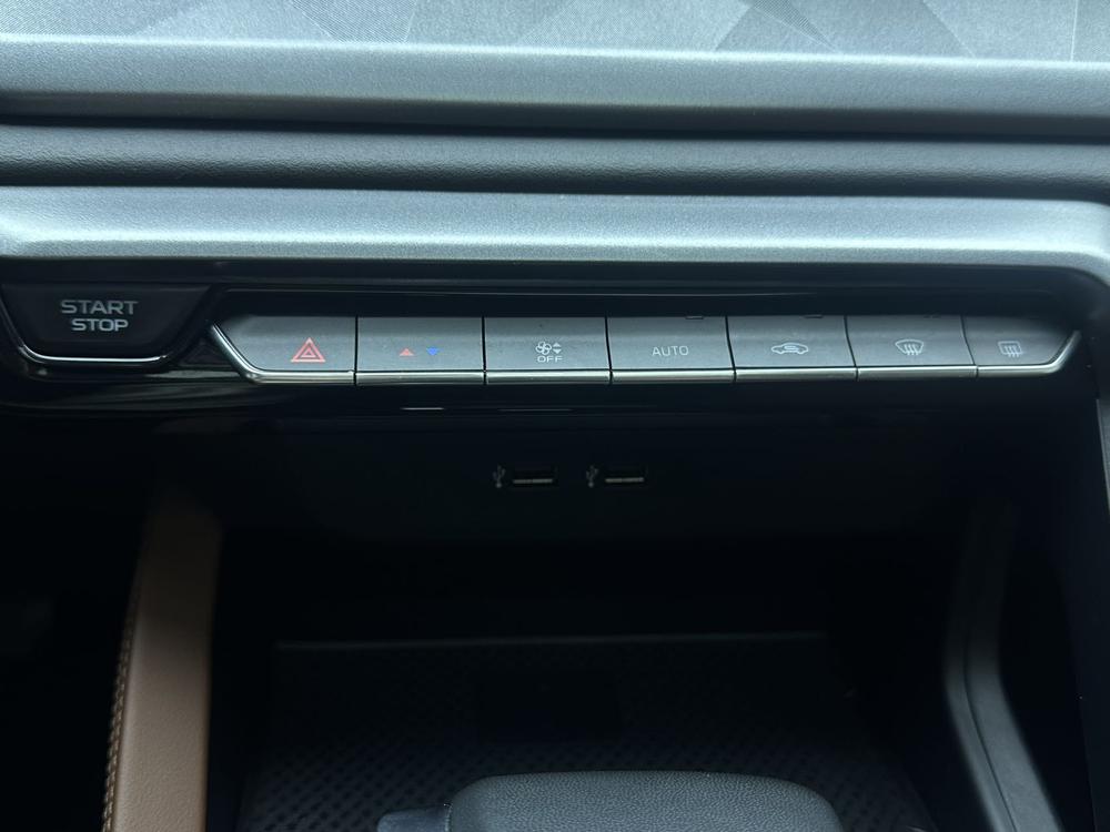 GEELY Vision X6 2022 car image #11