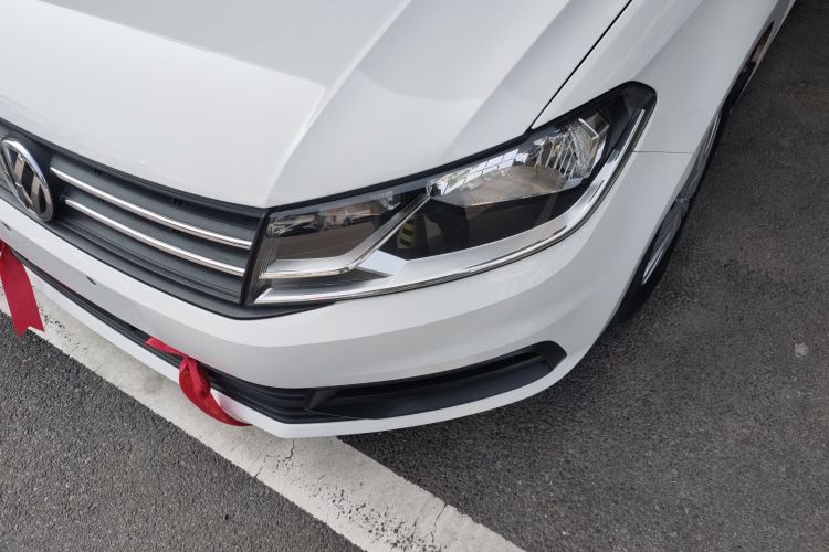 Volkswagen Santana 2022 car image #23