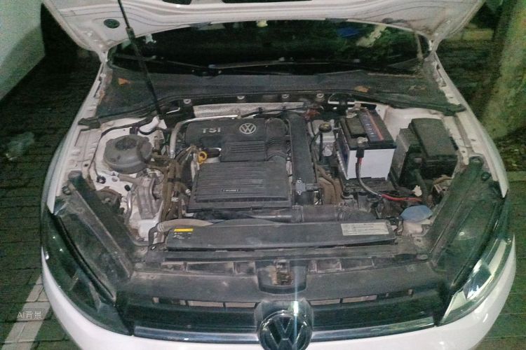 Volkswagen Golf 2017 car image #22