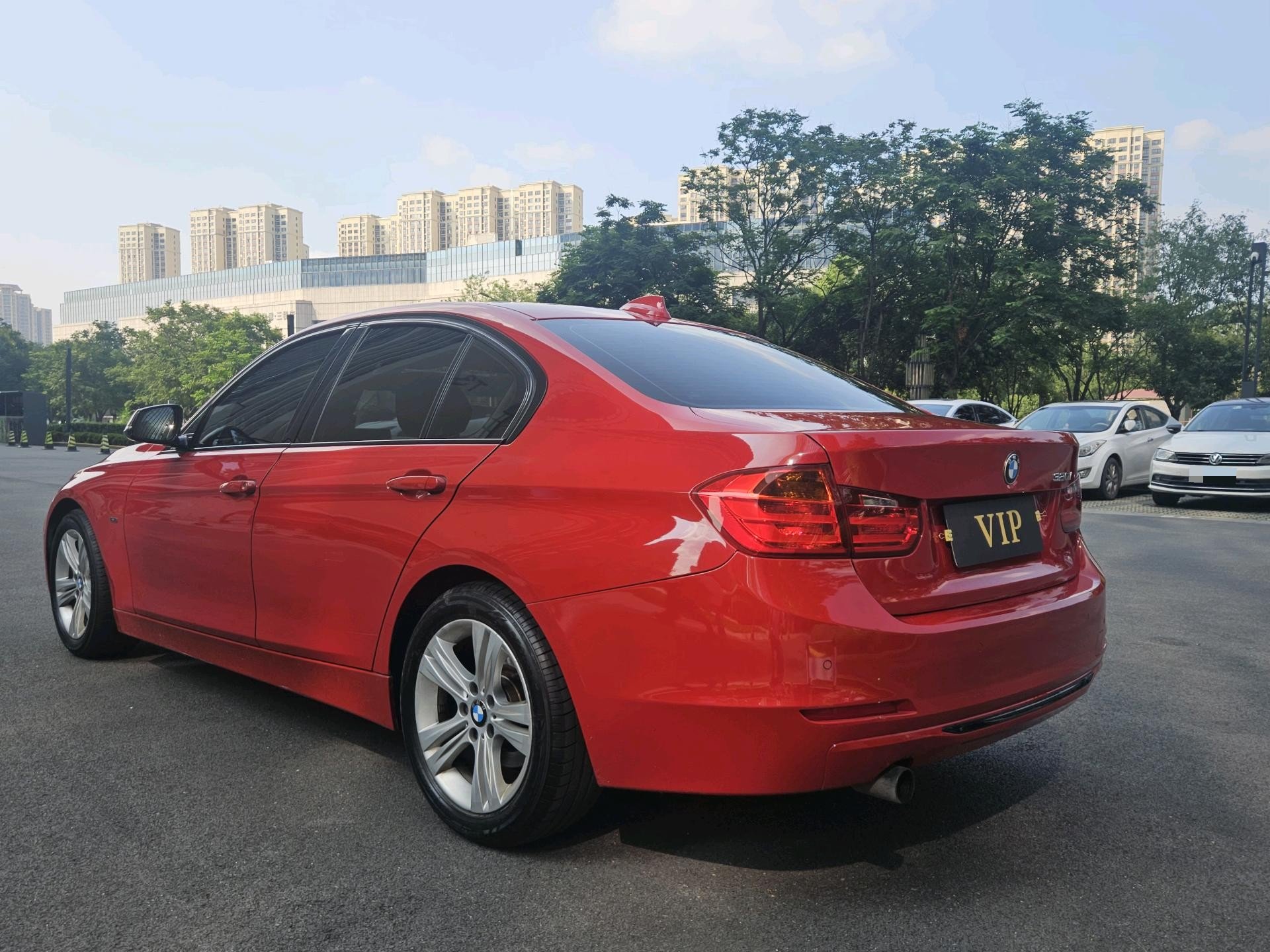 BMW 3 Series (Imported) 2013 car image #6