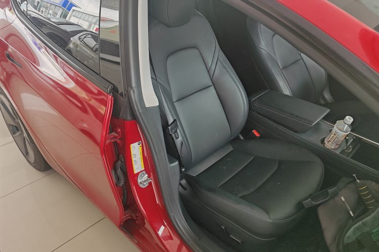 Tesla Model 3 2022 car image #29