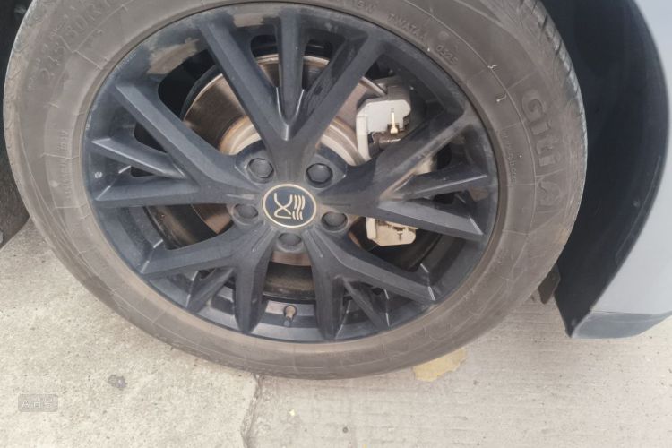 BYD Han 2025 car image #9