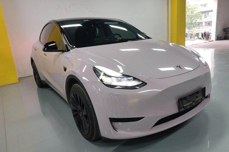 Tesla Model Y 2023 #6 Tesla Model Y 2023 car image #6