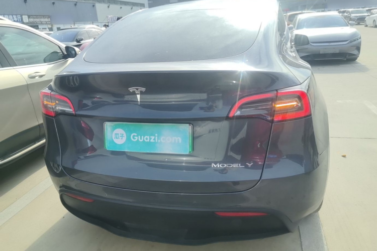 Tesla Model Y 2022 #6 Tesla Model Y 2022 car image #6