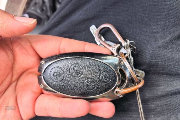 BYD Yuan 2016 image de voiture #10