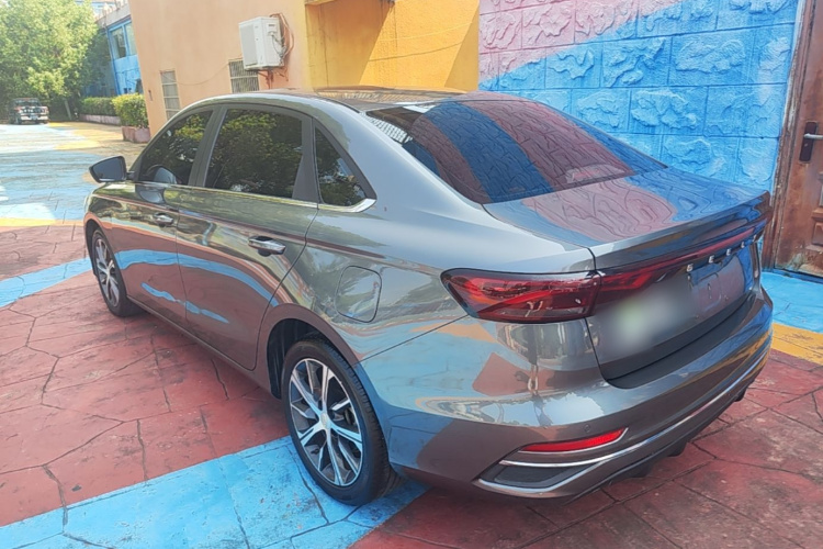 GEELY Emgrand 2023 #5 GEELY Emgrand 2023 car image #5