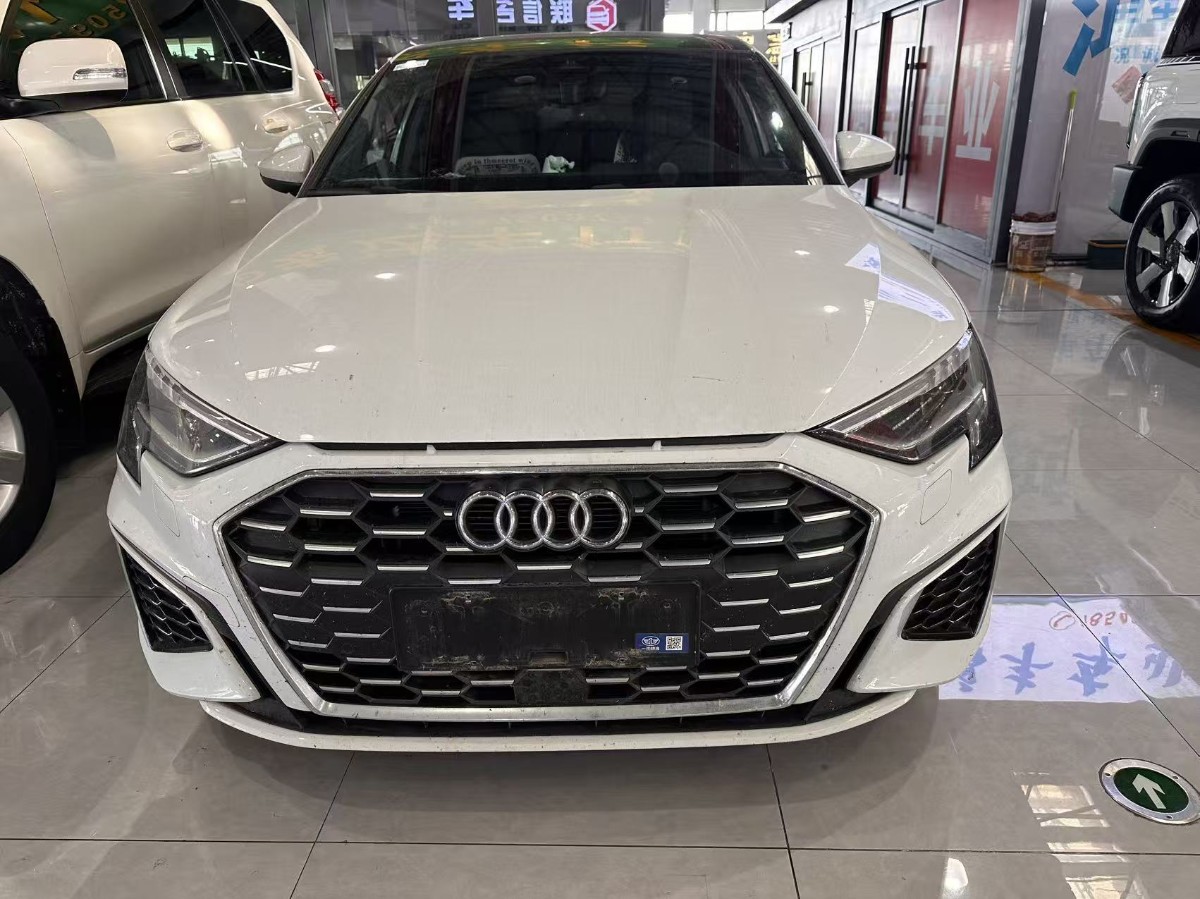 Audi A3 2024 Audi A3 2024 immagine di auto