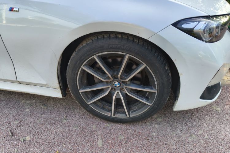 BMW 3 Series 2023 car image #9