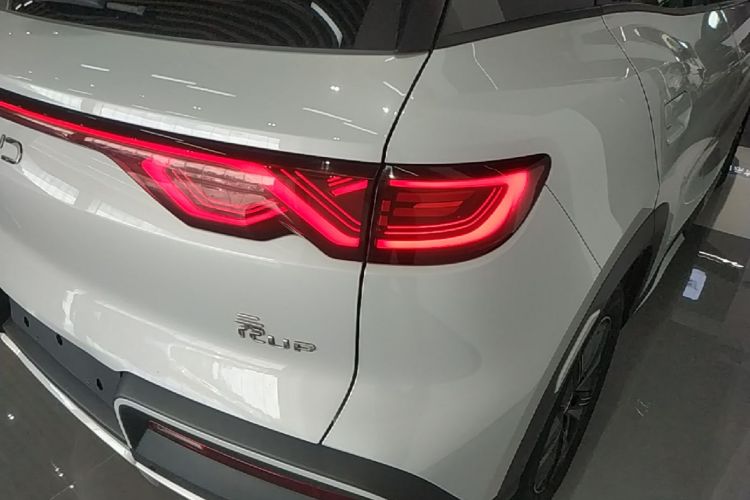 BYD YuanUP 2024 #8 BYD YuanUP 2024 car image #8
