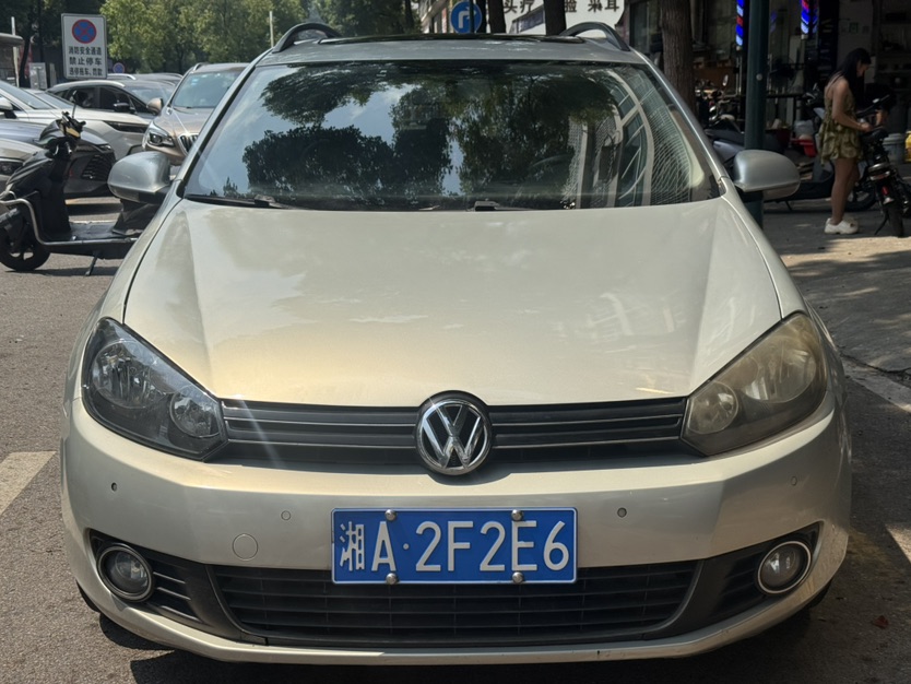 Volkswagen Golf (Imported) 2011 #3 Volkswagen Golf (Imported) 2011 car image #3