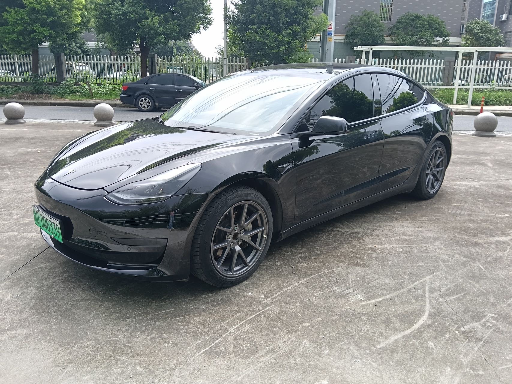 Tesla Model 3 2025 car image 