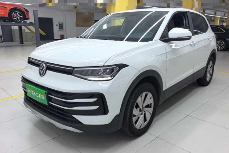 Volkswagen Tharu 2026 car image #2