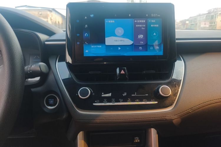 Toyota Corolla Cross 2022 car image #13