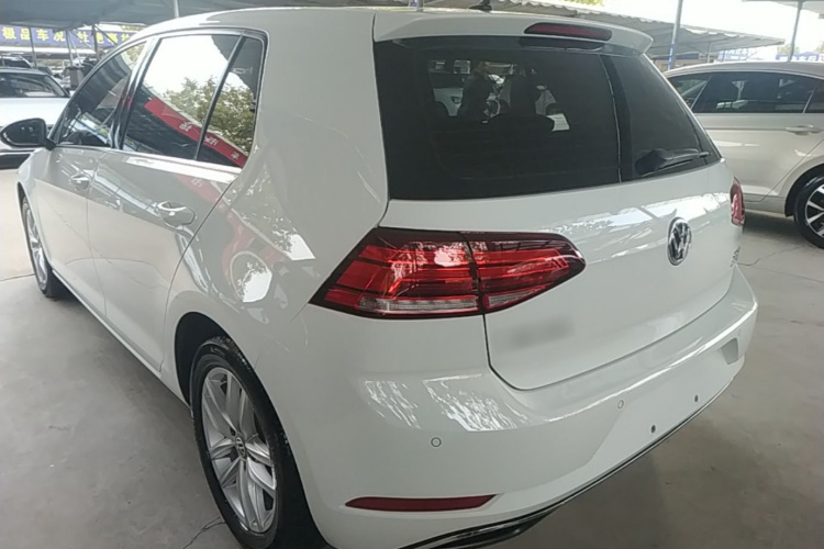 Volkswagen Golf 2020 imagem de carro #5