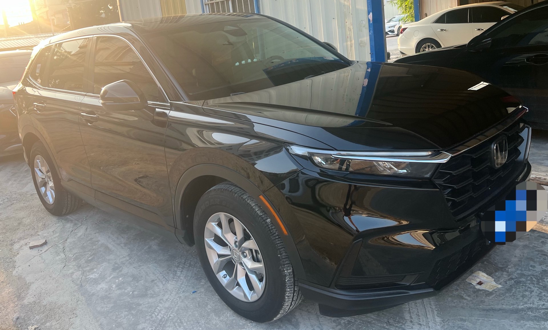 Honda CR-V 2024 car image #2