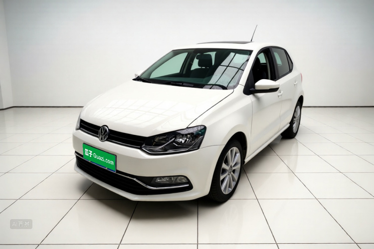 Volkswagen Polo 2016 car image #2