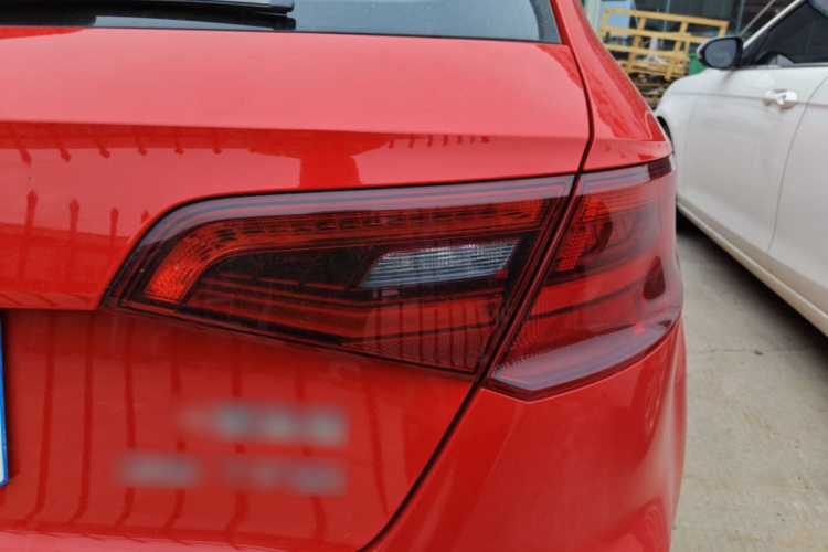 Audi A3 2015 car image #8