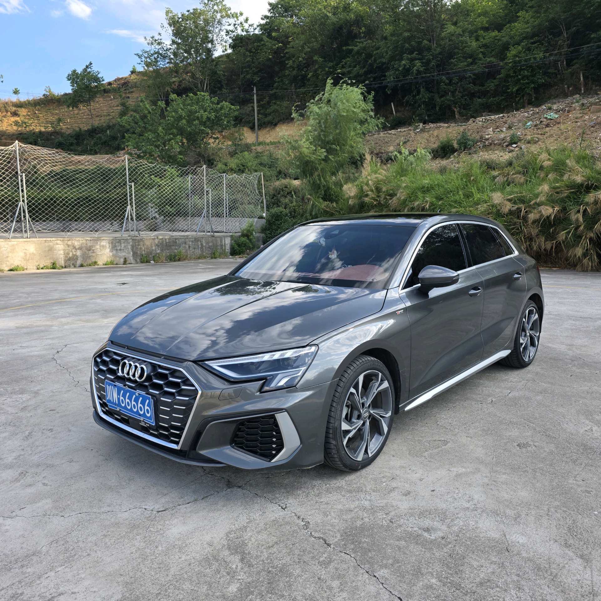 2021 2021 immagine di auto