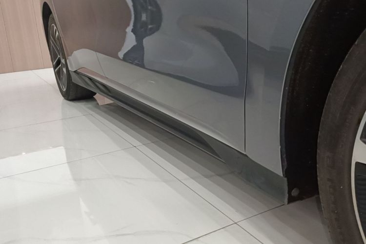BYD Han 2023 immagine di auto #26