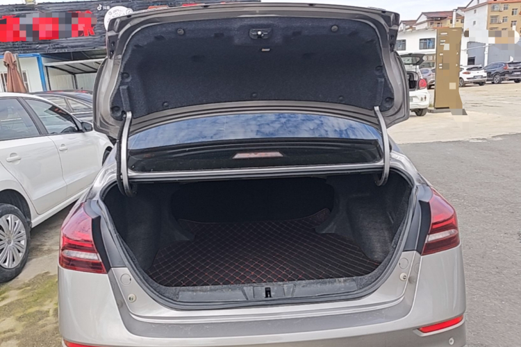 GEELY Emgrand 2021 #19 GEELY Emgrand 2021 car image #19