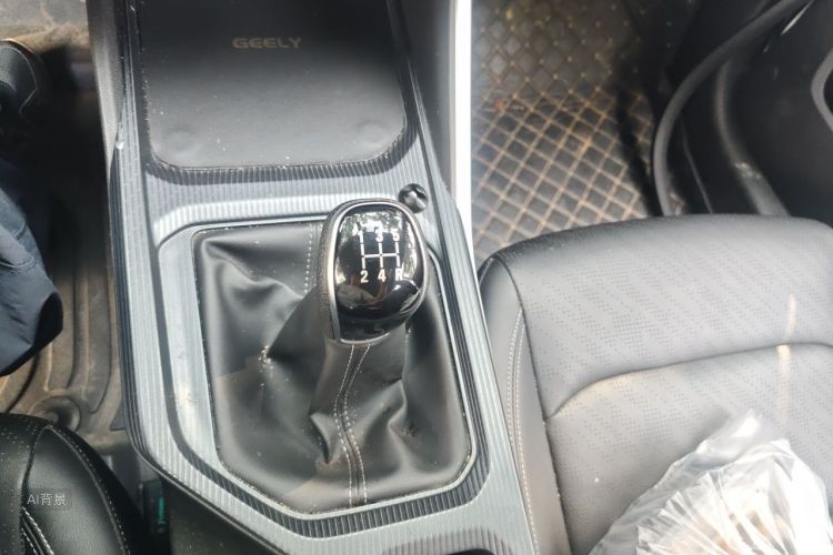GEELY Emgrand 2023 immagine di auto #16