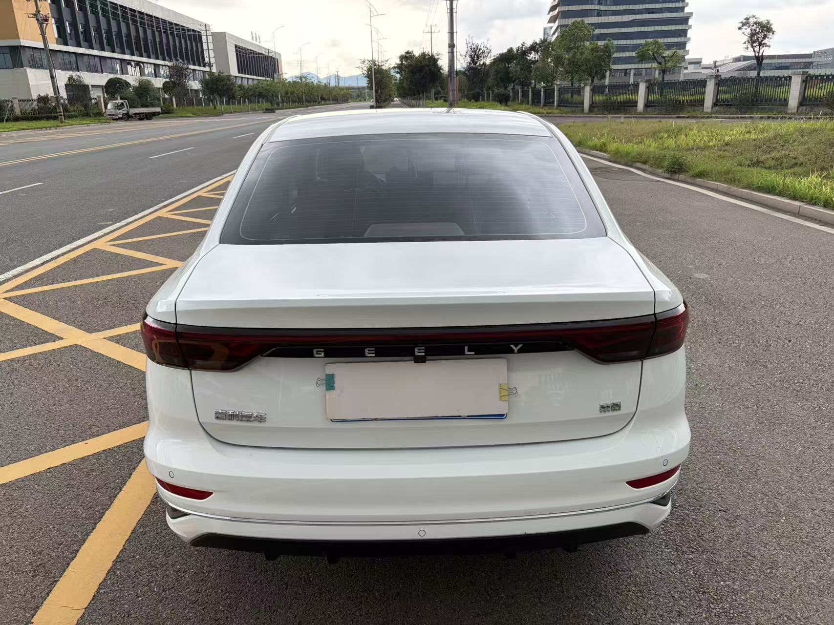 GEELY Emgrand 2026 #8 GEELY Emgrand 2026 car image #8