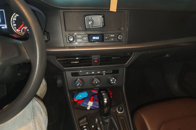 Volkswagen Lavida 2018 #17 Volkswagen Lavida 2018 car image #17