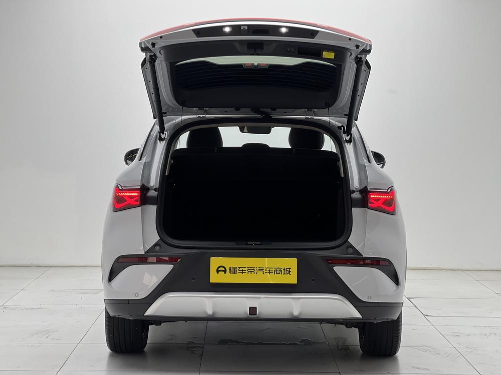 BYD Yuan Plus 2025 immagine di auto #20