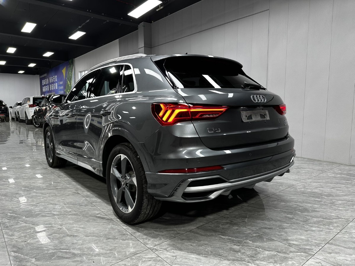 Audi Q3 2022 #9 Audi Q3 2022 car image #9