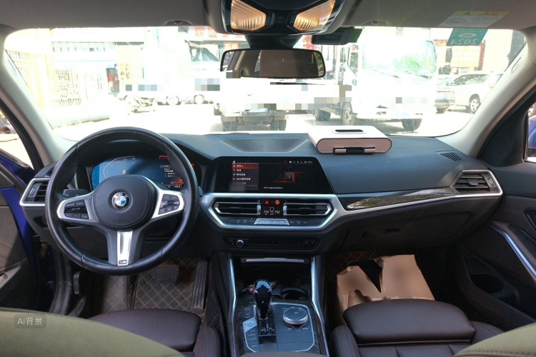 BMW 3 Series 2020 car image #11