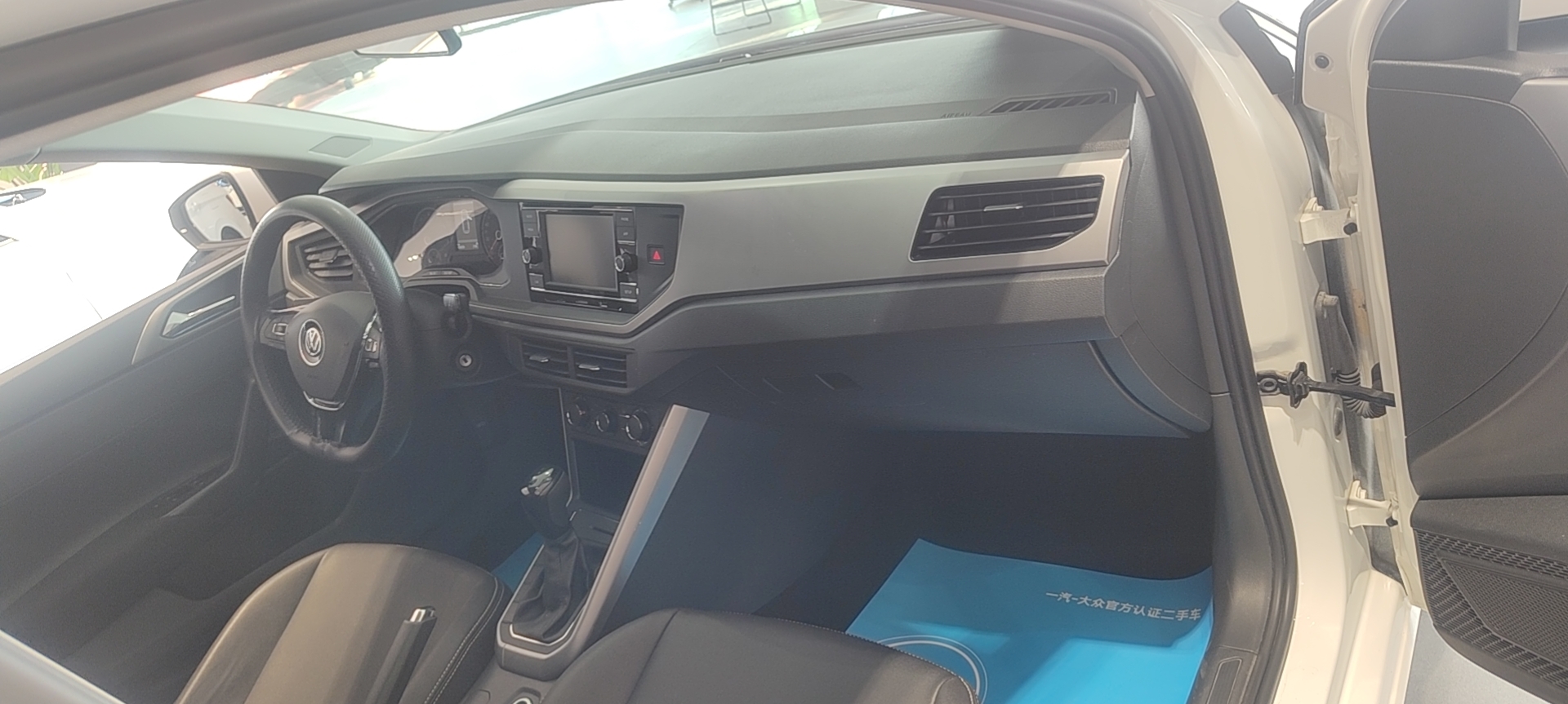 Volkswagen Polo 2020 изображение автомобиля #9
