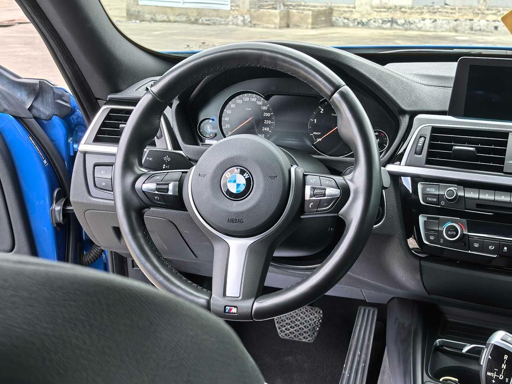 BMW 3 Series GT 2020 #27 BMW 3 Series GT 2020 car image #27