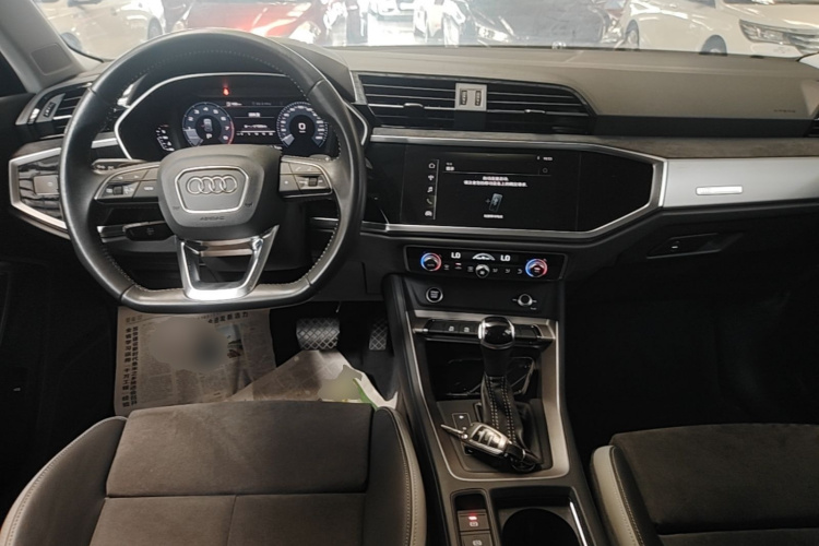 Audi Q3 2020 #10 Audi Q3 2020 car image #10