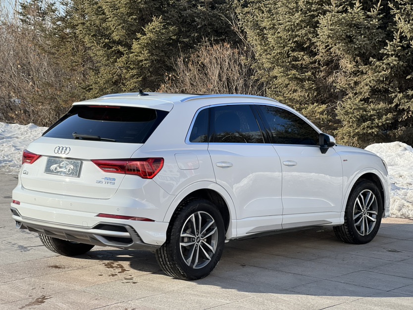 Audi Q3 2021 #4 Audi Q3 2021 car image #4