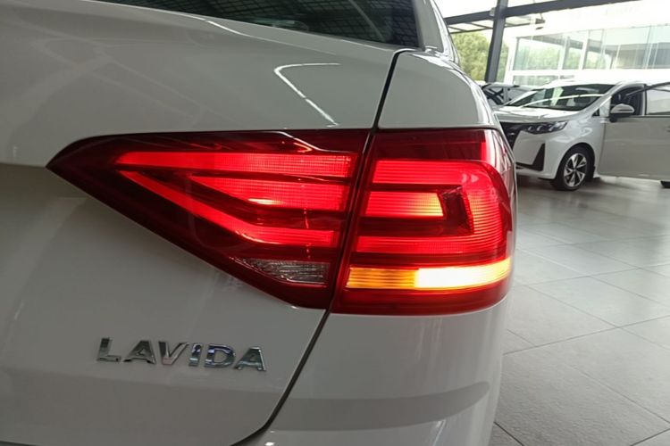 Volkswagen Lavida 2017 #8 Volkswagen Lavida 2017 car image #8
