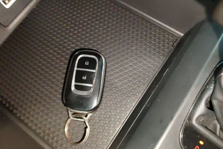 Honda CR-V 2022 immagine di auto #9