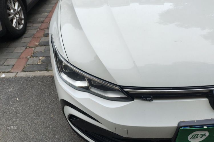 Volkswagen Golf 2022 car image #8