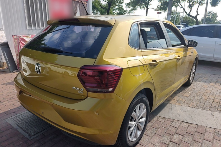 Volkswagen Polo 2019 car image #5