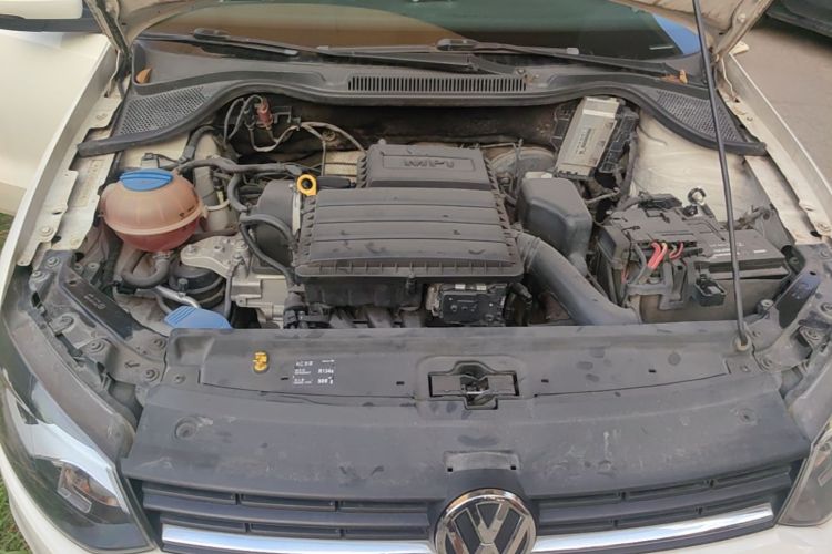 Volkswagen Polo 2017 car image #22