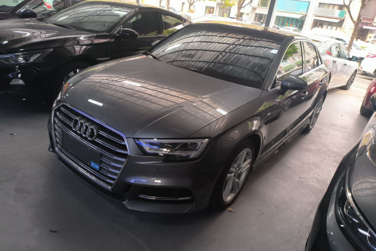 Audi A3 2020 immagine di auto #2