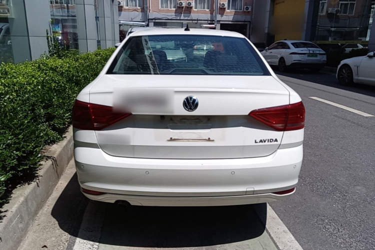 Volkswagen Lavida 2019 #6 Volkswagen Lavida 2019 car image #6