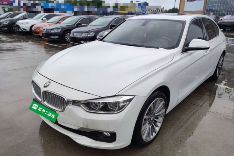BMW 3 Series 2019 car image #2