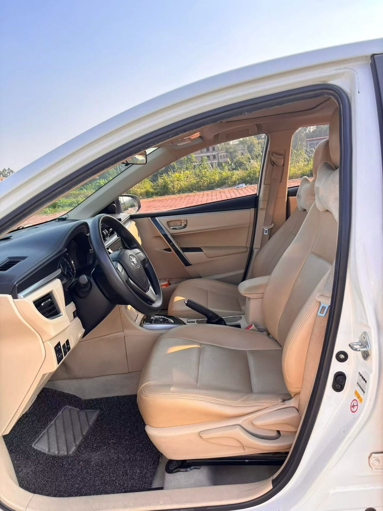 Toyota Corolla 2014 #4 Toyota Corolla 2014 car image #4
